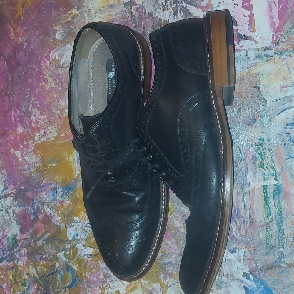 Aston Grey Collection mens wing tips shoe